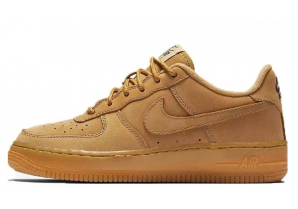 Зимние Nike Air Force 1 Low бежевые