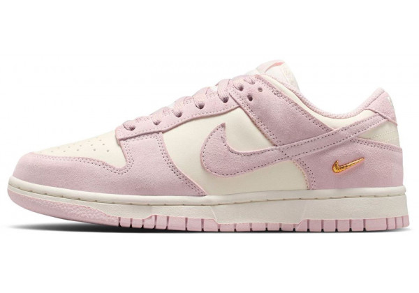 Кроссовки Nike Dunk Low Sail Pearl Pink Metallic Gold
