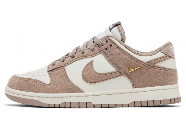 Кроссовки Nike Dunk Low Sail Malt Metallic Gold