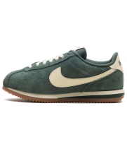 Nike Cortez Vintage Green Gum