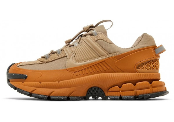 Nike Zoom Vomero 5 Roam Flax