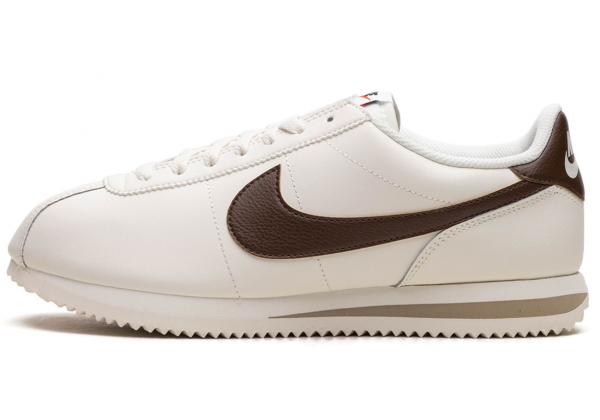 Кроссовки Nike Cortez бежевые 