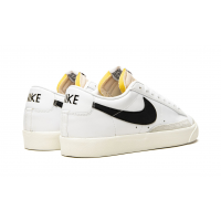 Кроссовки Nike Blazer Low '77 белые