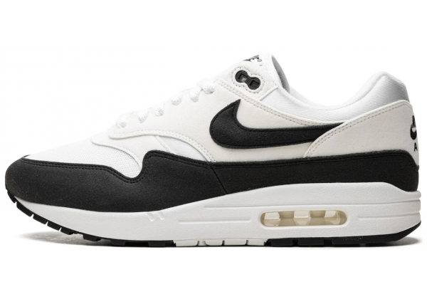 Nike Air Max 1 Golf Panda