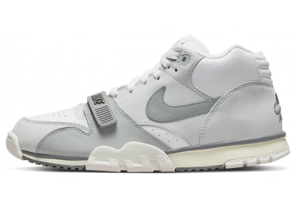 Nike Air Trainer 1 Photon Dust