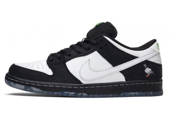 Кроссовки Nike Air Force 1 SB Dunk Low Jeff Staple черно-белые