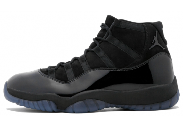 Nike Air Jordan 11 Retro Black Cap Gown