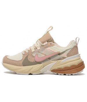 Nike V2K Run Runtekk Beige White Pink