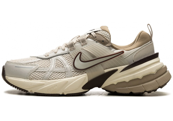 Nike V2K Run Light Orewood Brown