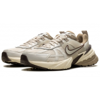 Nike V2K Run Light Orewood Brown