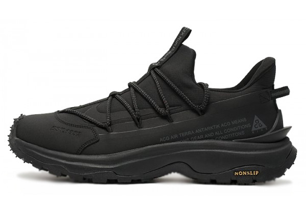 Nike ACG C2K Triple Black