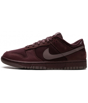 Nike Dunk Sb Low Burgundy Crush