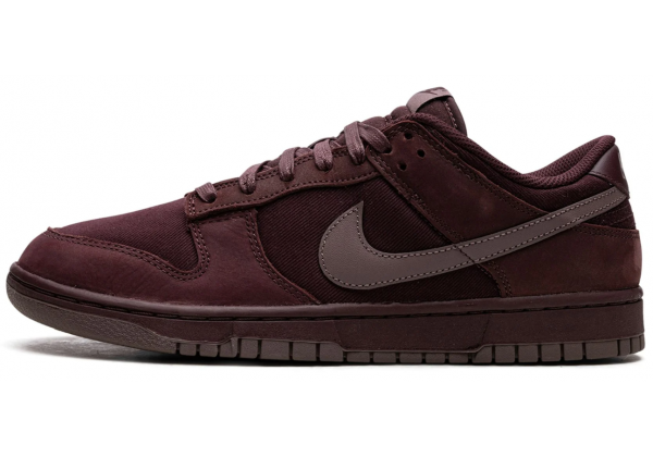 Nike Dunk Sb Low Burgundy Crush