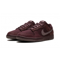 Nike Dunk Sb Low Burgundy Crush