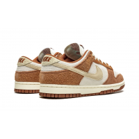 Nike Dunk Low PRM Medium Curry