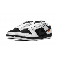 Nike Dunk SB Pro Low x Tightbooth Black and White