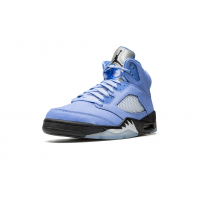 Air Jordan 5 Retro SE UNC