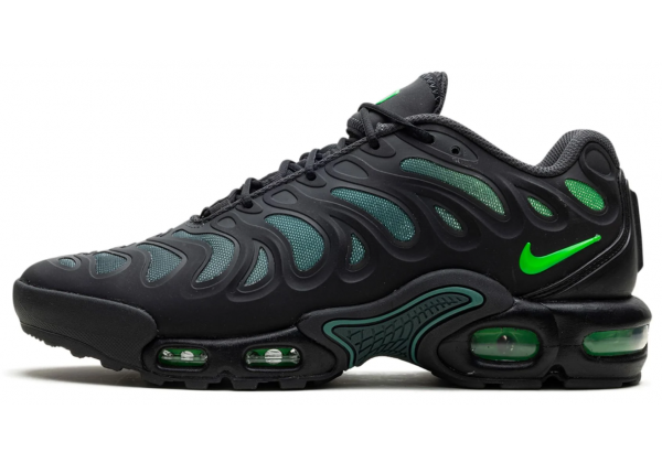 Nike Air Max Plus Drift Black Volt