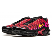 Supreme x Nike Air Max Plus TN Black Red