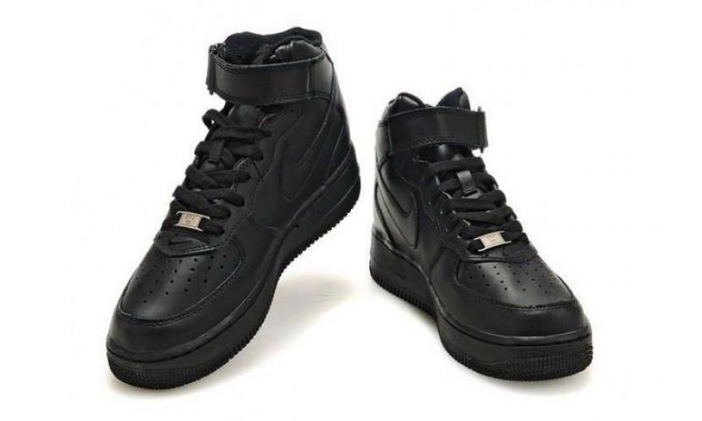 Black force. Nike Air Force 1 '07 Low all Black черные. Nike Air Force 1 High Black. Nike Air Force 1 Mid '07 all Black черные. Nike Air Force 1 Mid Black.