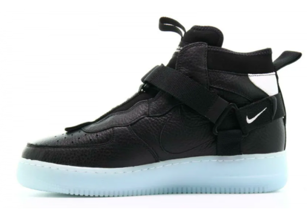 Кроссовки Nike Air Force 1 LV8 Utility черный