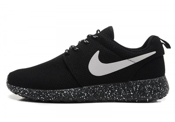 Кроссовки Nike Roshe Run черные 