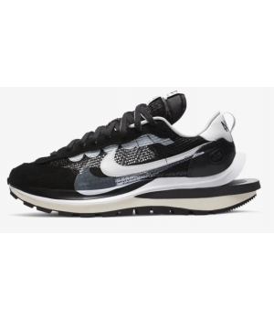 Nike waffle sacai online