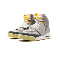 Кроссовки Nike Air Yeezy темно-серые