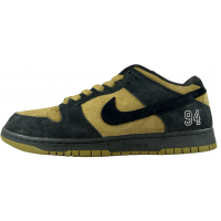 Supreme x Nike SB Dunk Low Camper Green Supreme x Nike SB Dunk Low Camper Green