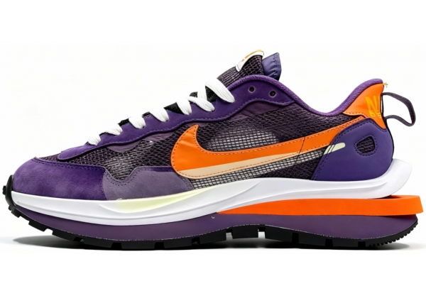 Nike x Sacai Vaporwaffle Dark Iris Nike x Sacai Vaporwaffle Dark Iris