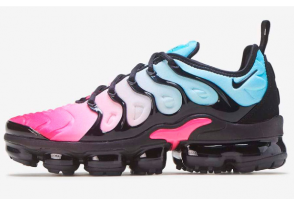 Кроссовки Nike Air VaporMax Plus черные мульти