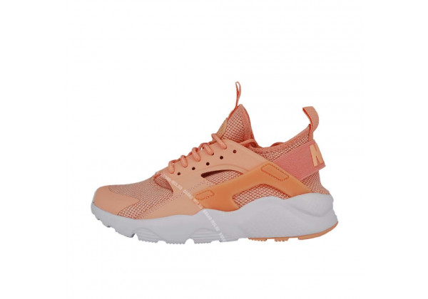 Nike Huarache Peach